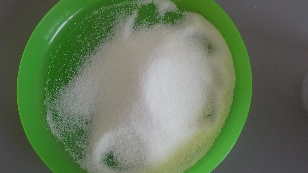 Polvos de Poliacrilato antes de mezclarlos con agua para nieve artificial